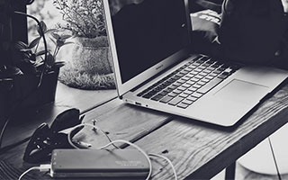 不同货币符号-爱游戏APP