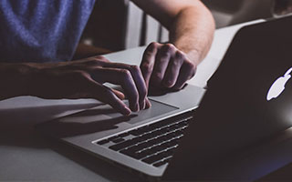 不同货币符号-爱游戏APP