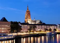 法兰克福内部会议纪要流出——今晚单刀错失；法国杯使命明确；纪律约束更严格(勒沃库森客战法兰克福)