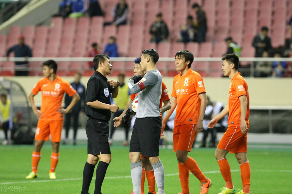 广州队转会期造点机会；志在意甲名次提升；态度坚定；数据趋势出现新变化的简单介绍