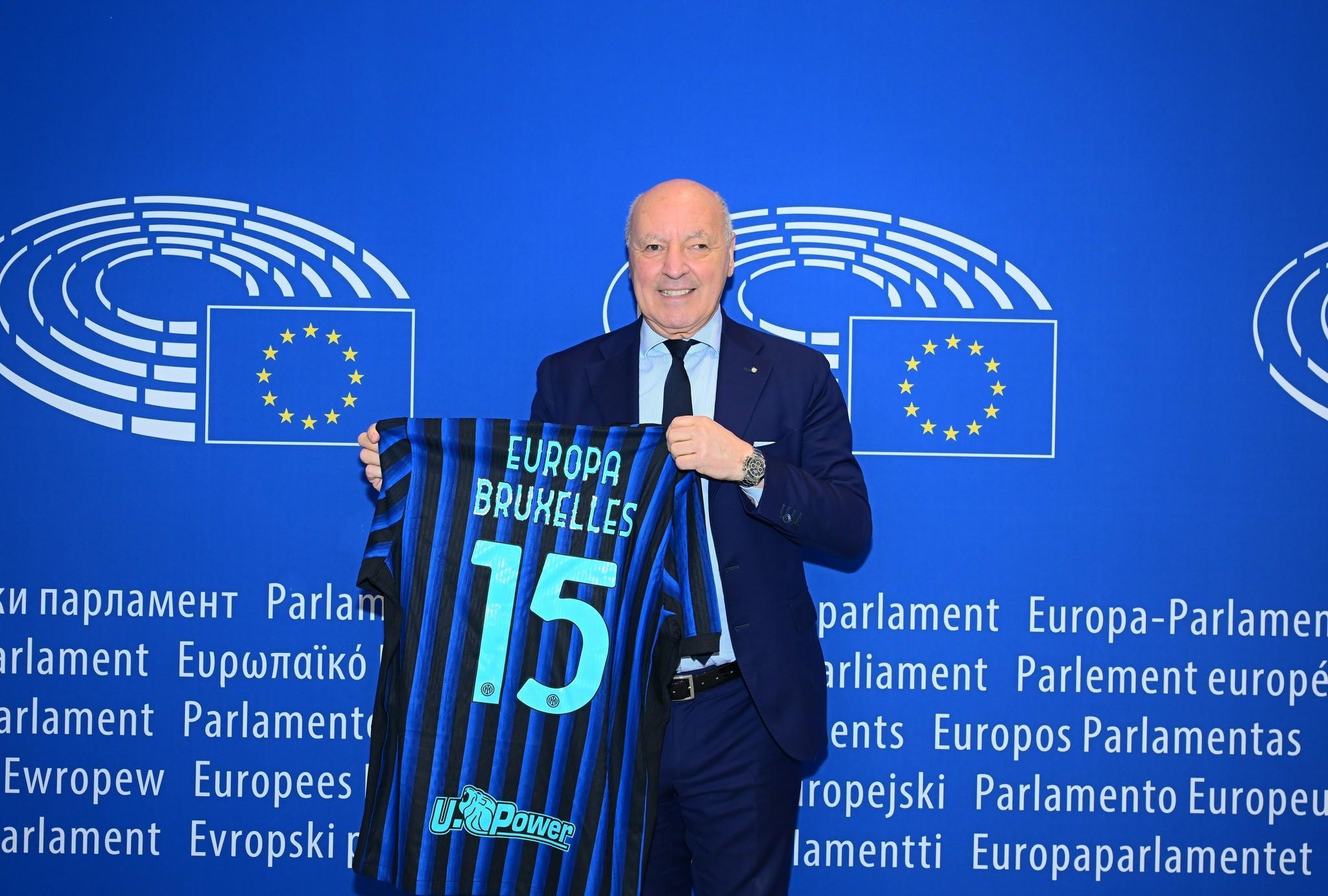 国际米兰今晚官宣签约，志在德甲名次提升，信心回归，训练强度明显提升的简单介绍-爱游戏